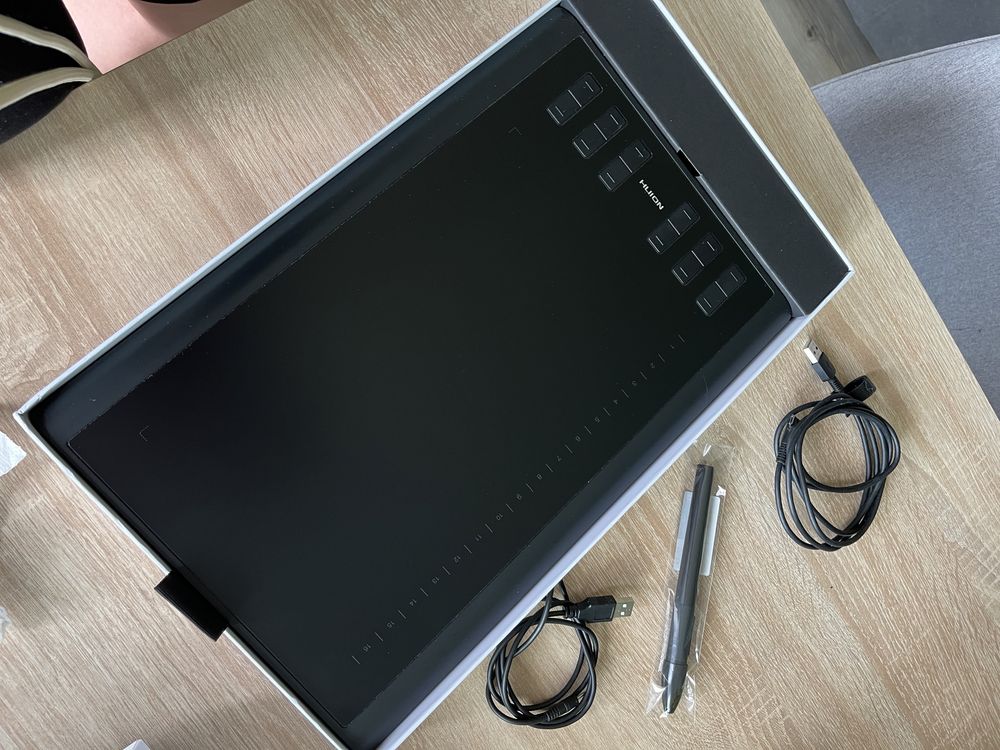 Tablet graficzny HUION NEW 1060PLUS