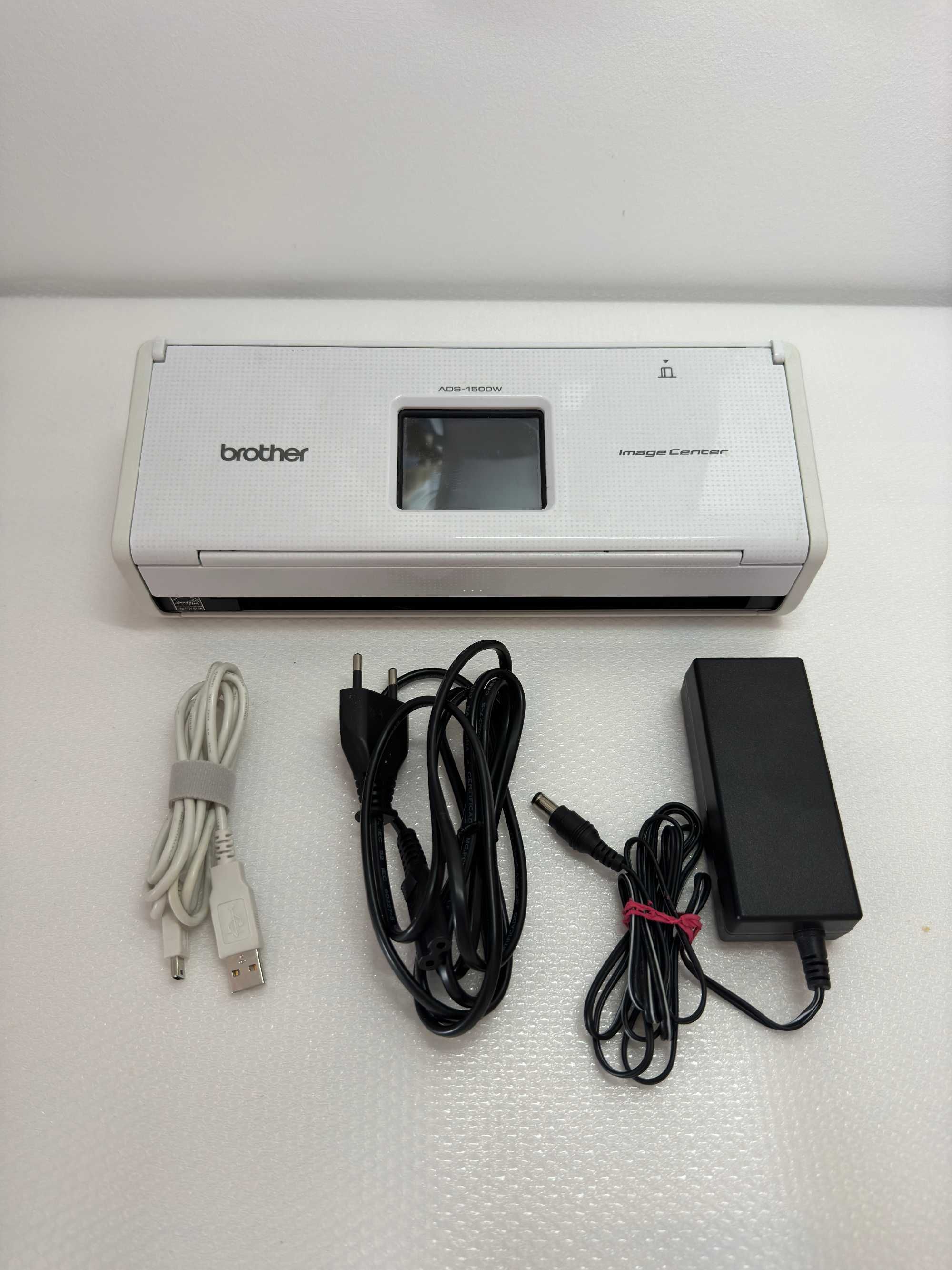 Scanner Brother ADS-1500W - Digitalize com Facilidade e Eficiência!