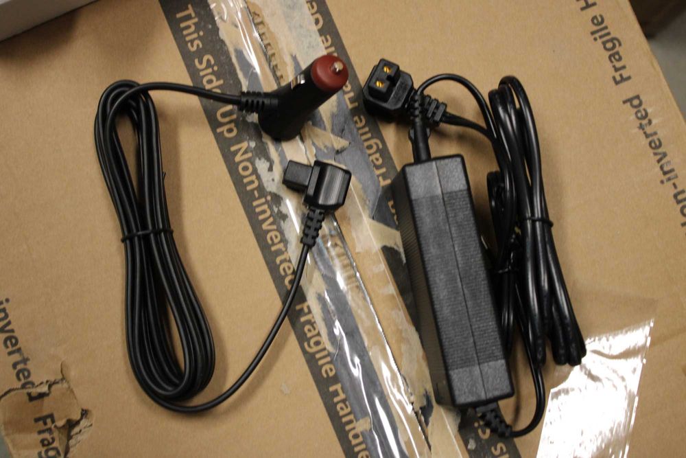 Przenośna elektryczna lodówka Bingi HC-22P5 12V/24V kamper samochód