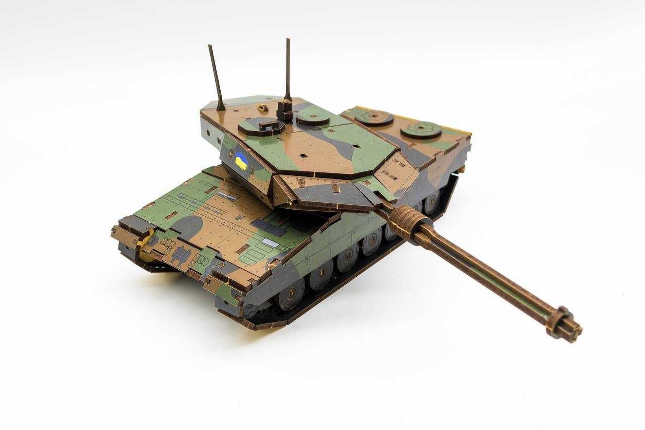 Дерев'яний конструктор танк Леопард