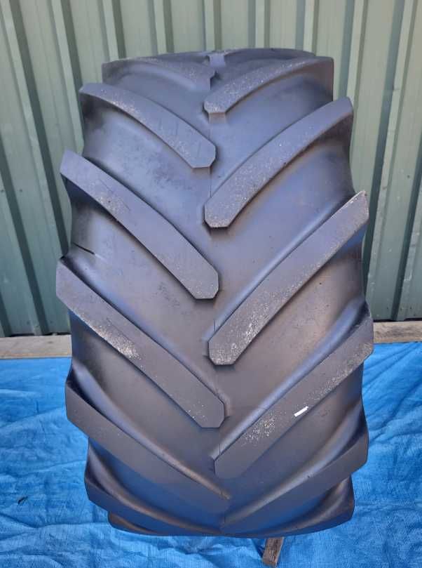 Opona Michelin 600/70 - R 28 Mach X Bib