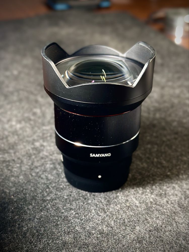 Objectiva Samyang 14mm AF f2.8 - Sony