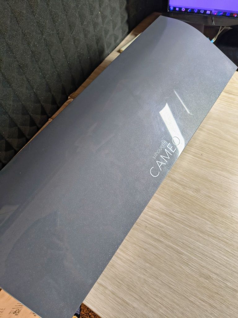 Ріжучий плоттер Silhouette cameo 3