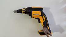 Шуруповерт для гіпсокартону Dewalt dcf620