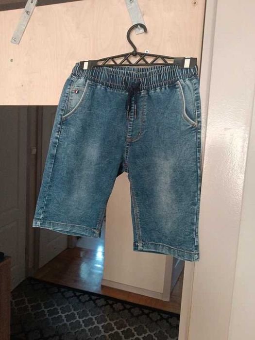 Jeansowe spodenki męskie