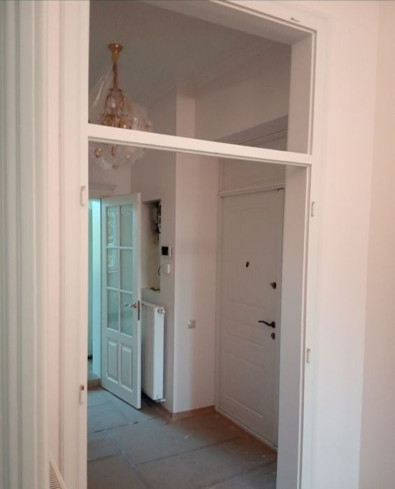 Реставрация дверей, меблей, лестниц, стекольные работы.