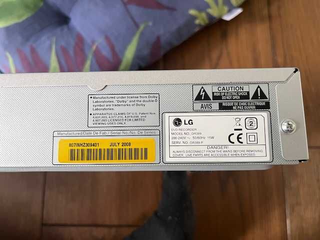 NAGRYWARKI DVD - Panasonic DMR-EX80S i LG DR 389