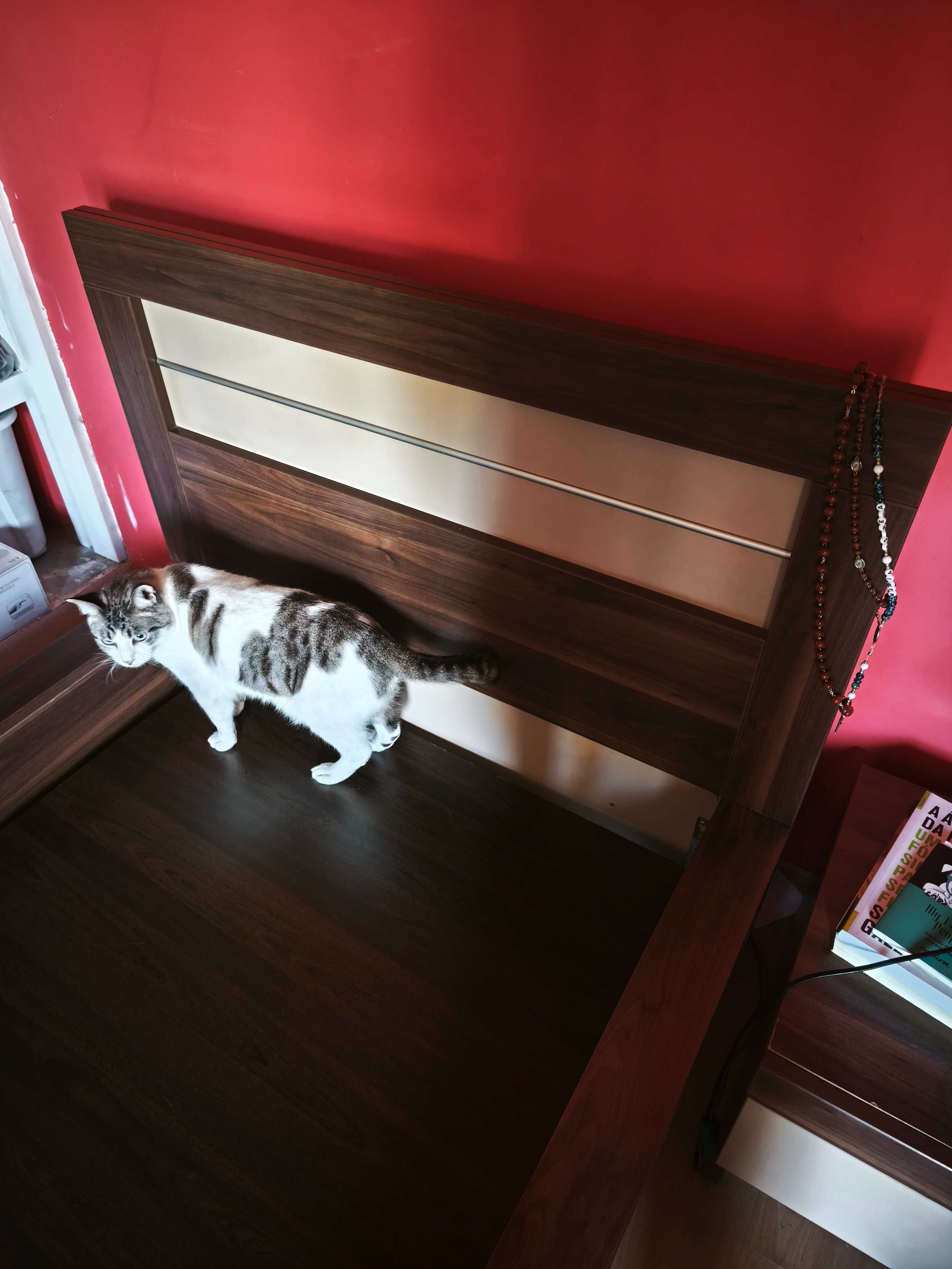 Quarto de cama de solteira completo