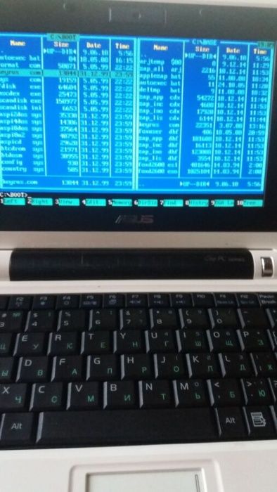 ASUS Eee PC 4G Нетбук.продам.