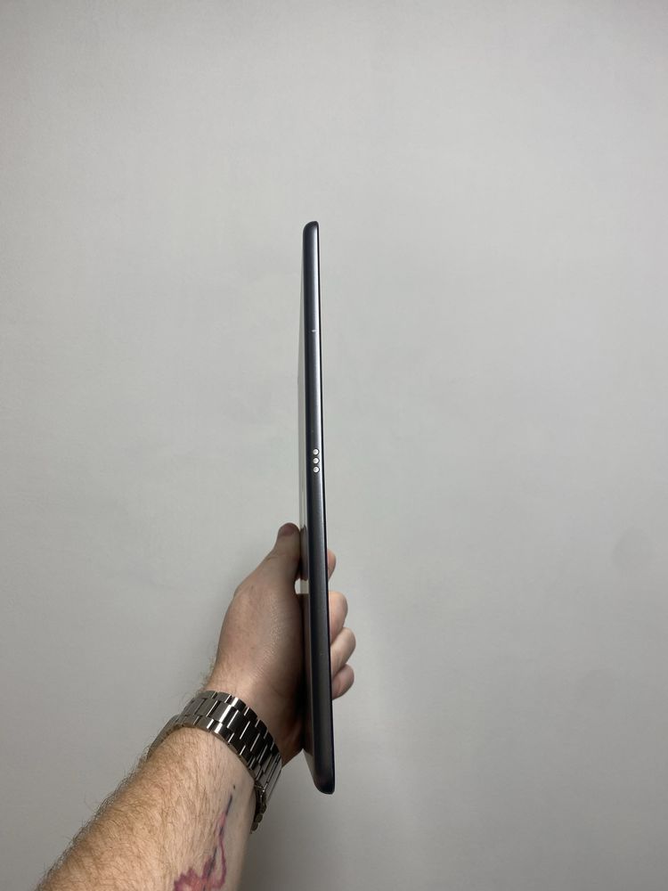 Apple Ipad 10.2 2021 128 Apple pencil в идеальном состоянии