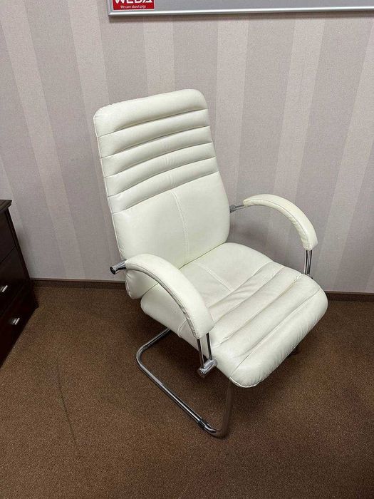 Крісло офісне Nowy Styl Galaxy Steel ordf Chrome шкіряне стан нового