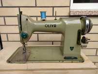Máquina de costura oliva