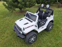 Autko Jeep Rubikon 4x4 na akumulator