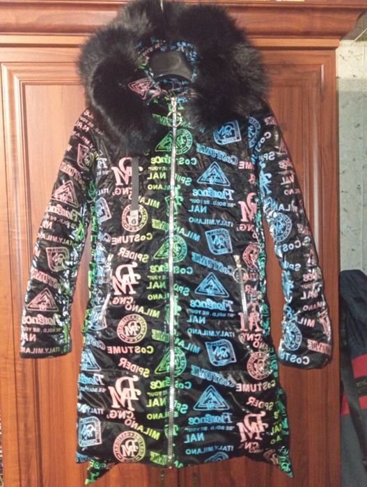 Шикарное детское зимнее пальто!