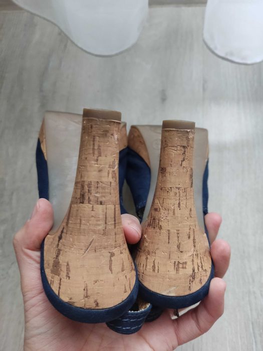 Sandały obcasy buty na obcasie granatowe na słupku