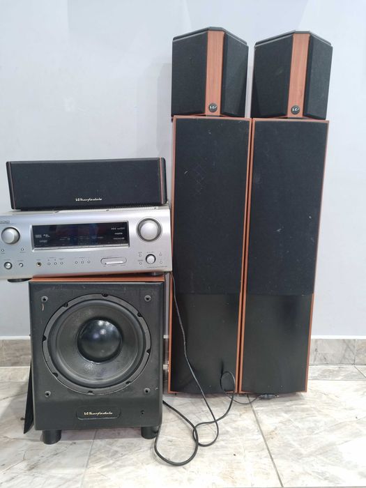 Amplituner Denon model AVR 1508 z głośnikami i subwoofer