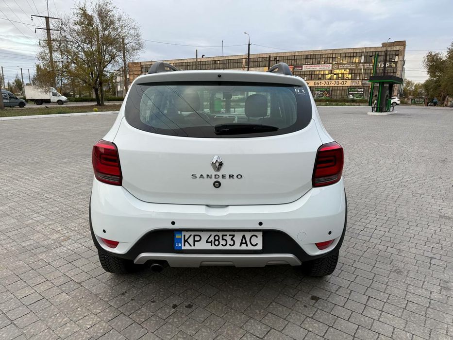 Продам Renault Sandero StepWay 2021
