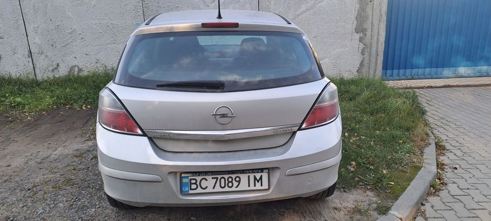 Автомобіль Opel astra H