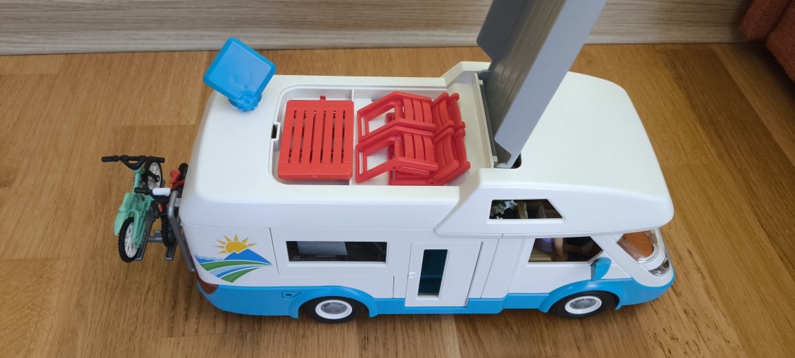 PLAYMOBIL 70088 Rodzinne auto kempingowe