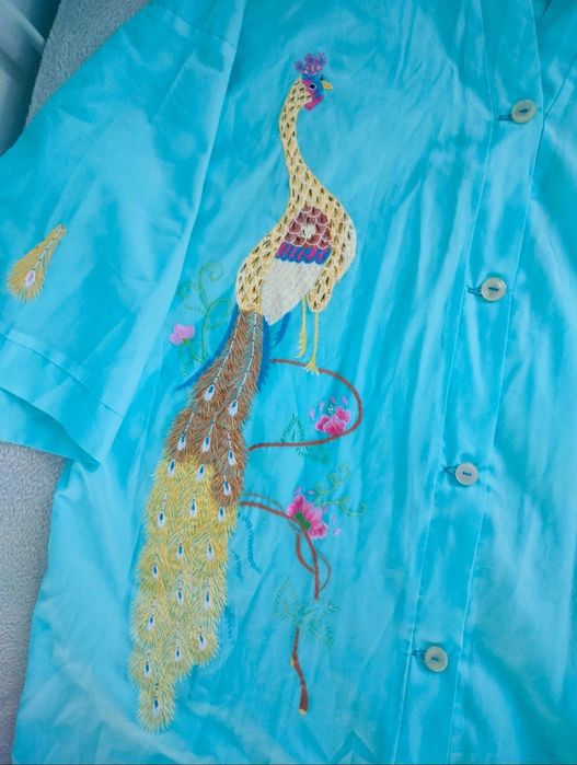 Koszula błękitna ręcznie haftowana true vintage