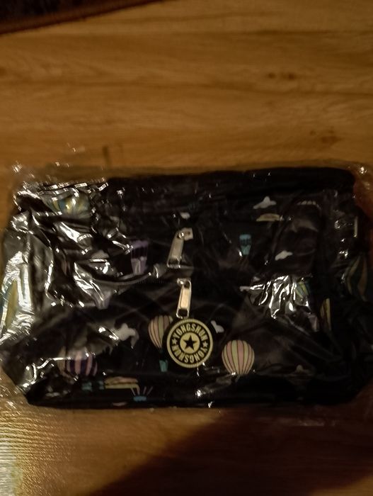 Nowa torebka cross body