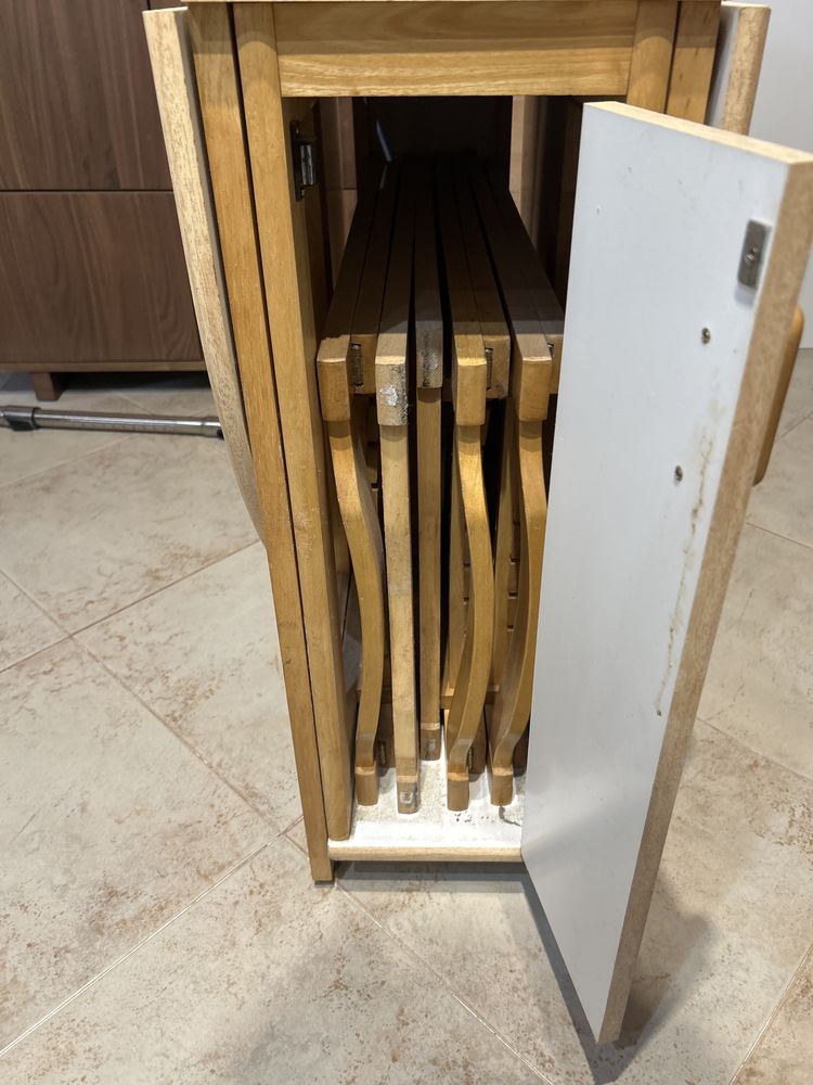 Mesa de cozinha com 4 cadeiras