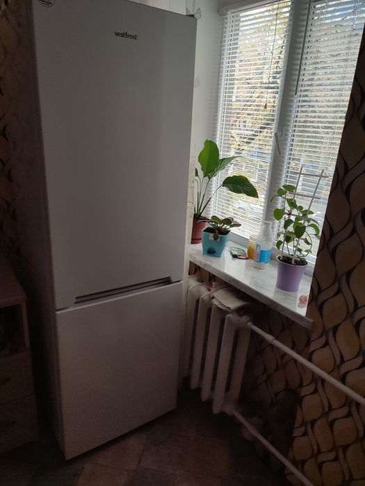 Холодильник West frost No frost.