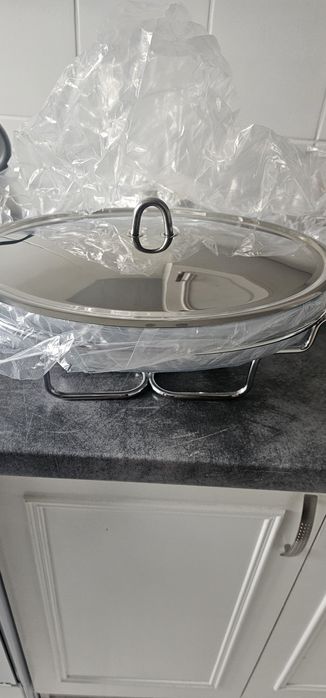 Naczynie z podgrzewaczem