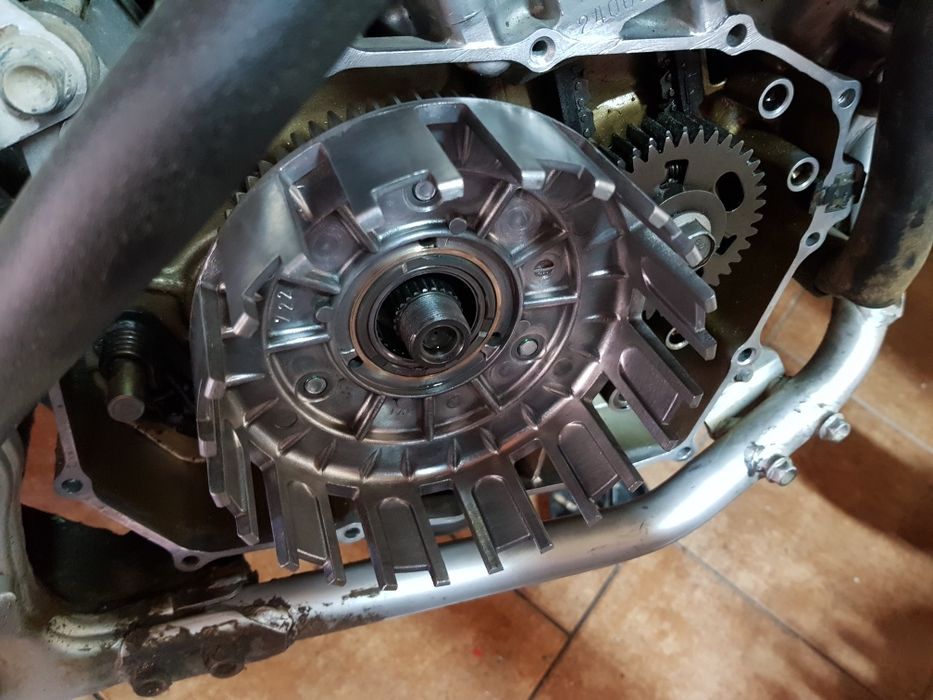Kosz sprzęgła Honda Afrika Twin XRV 750