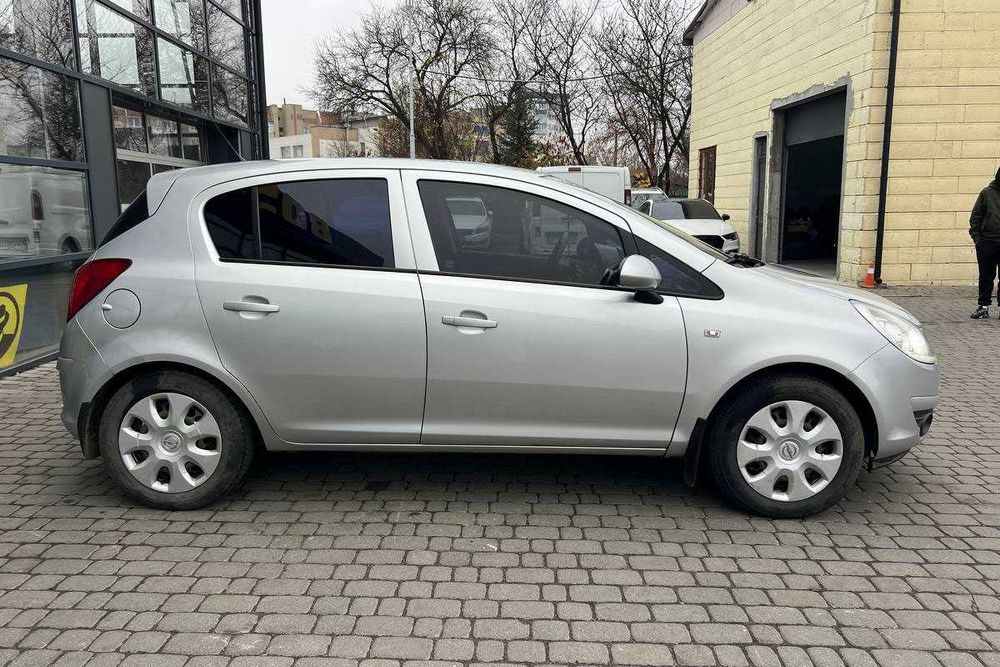 Opel Corsa 2008 року
