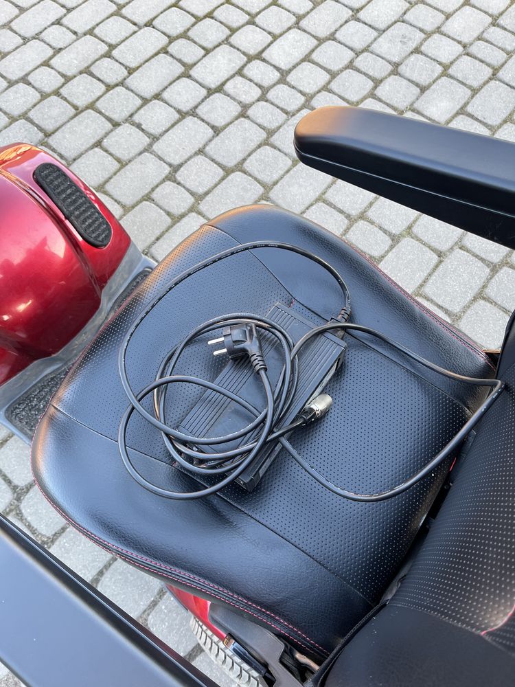 Skuter elektryczny inwalidzki
