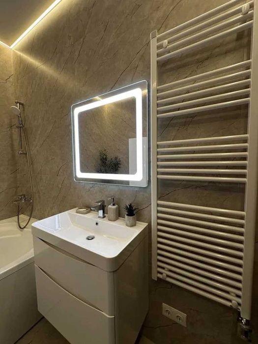 Продажа. Дом с ремонтом. Левый берег, р-н ж/м Клочко