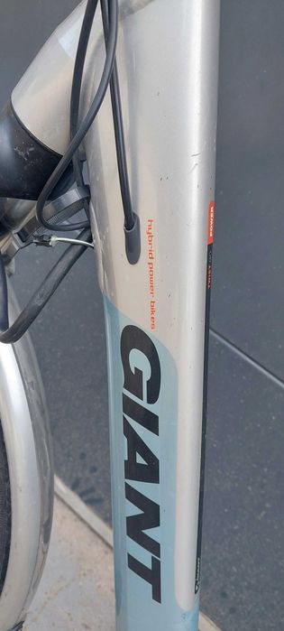 Rower elektryczny Giant Twist Hybrid
