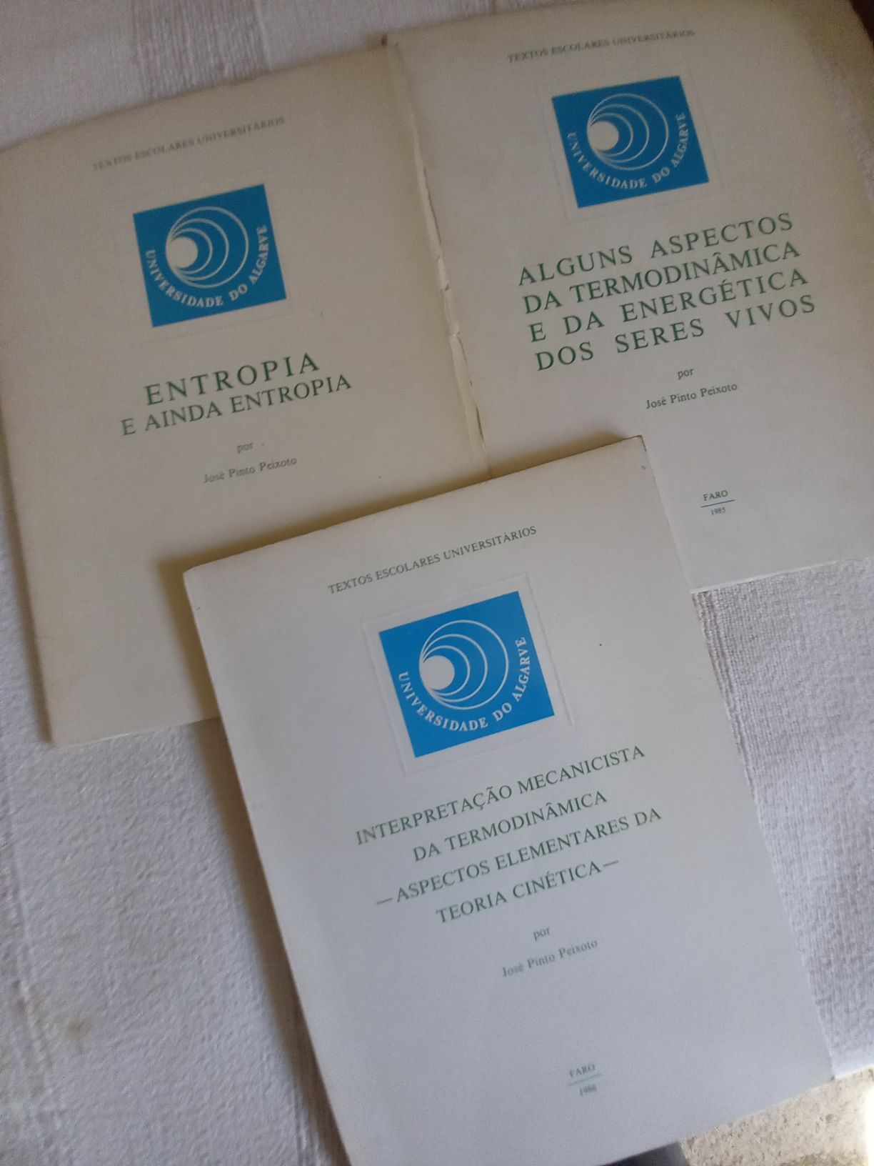 Livros sobre Termodinâmica e Entropia Universidade do Algarve