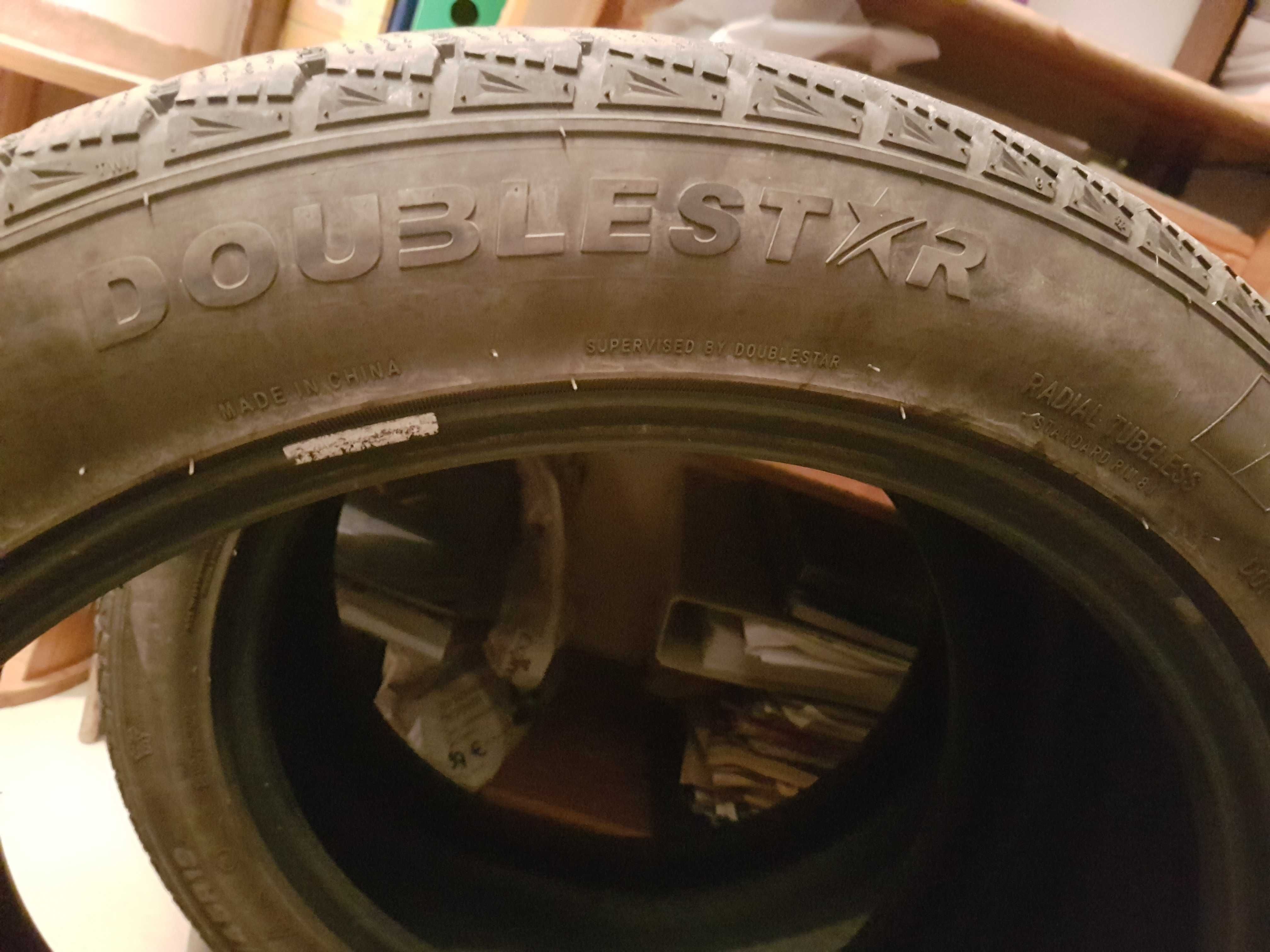 Pneus (2) DOUBLESTAR DW02  245/45R19 102T