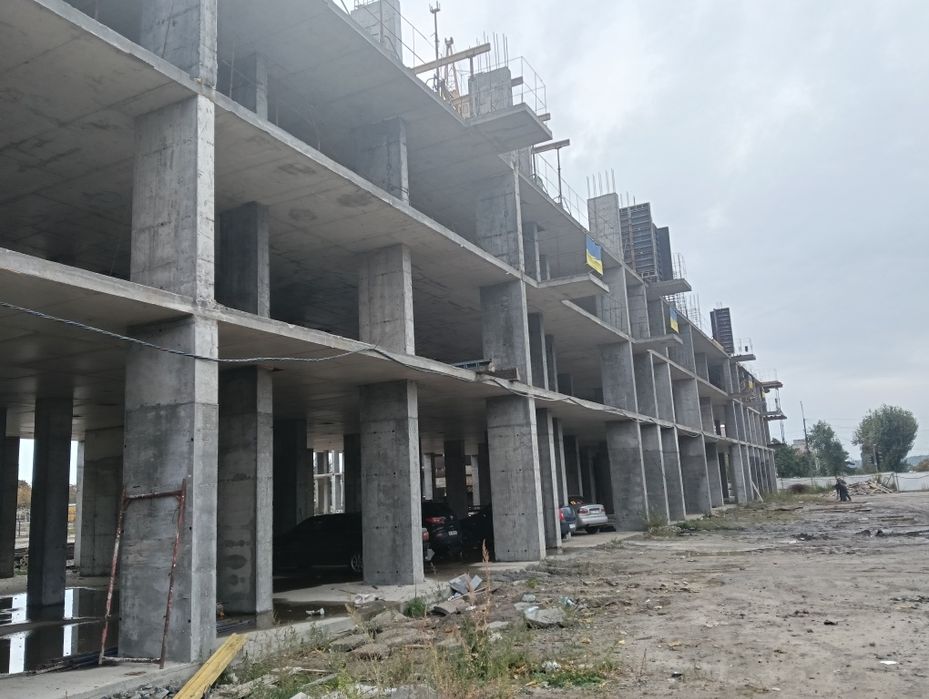 Продам трикімнатну квартиру!