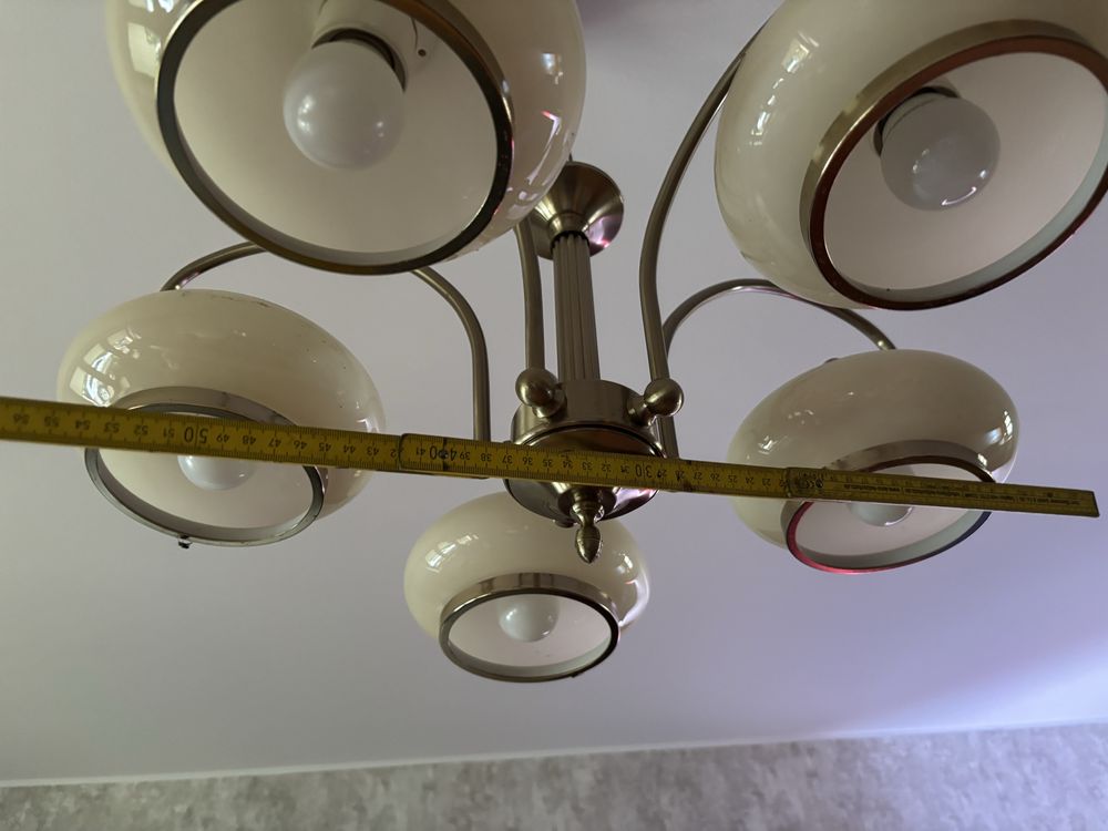 Piękny lampa - żyrandol