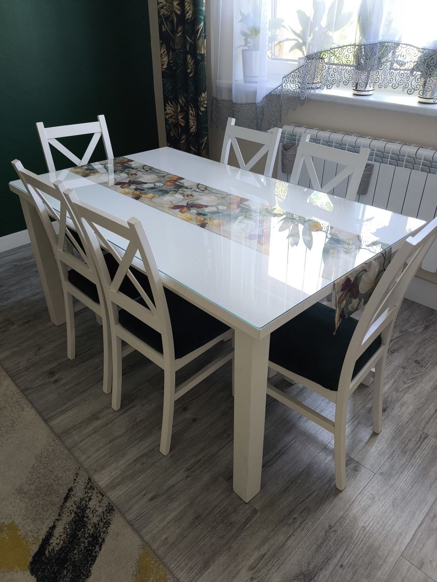 Stół 90cm x 150cm+ 40vm! W komplecie z 6 krzesłami !