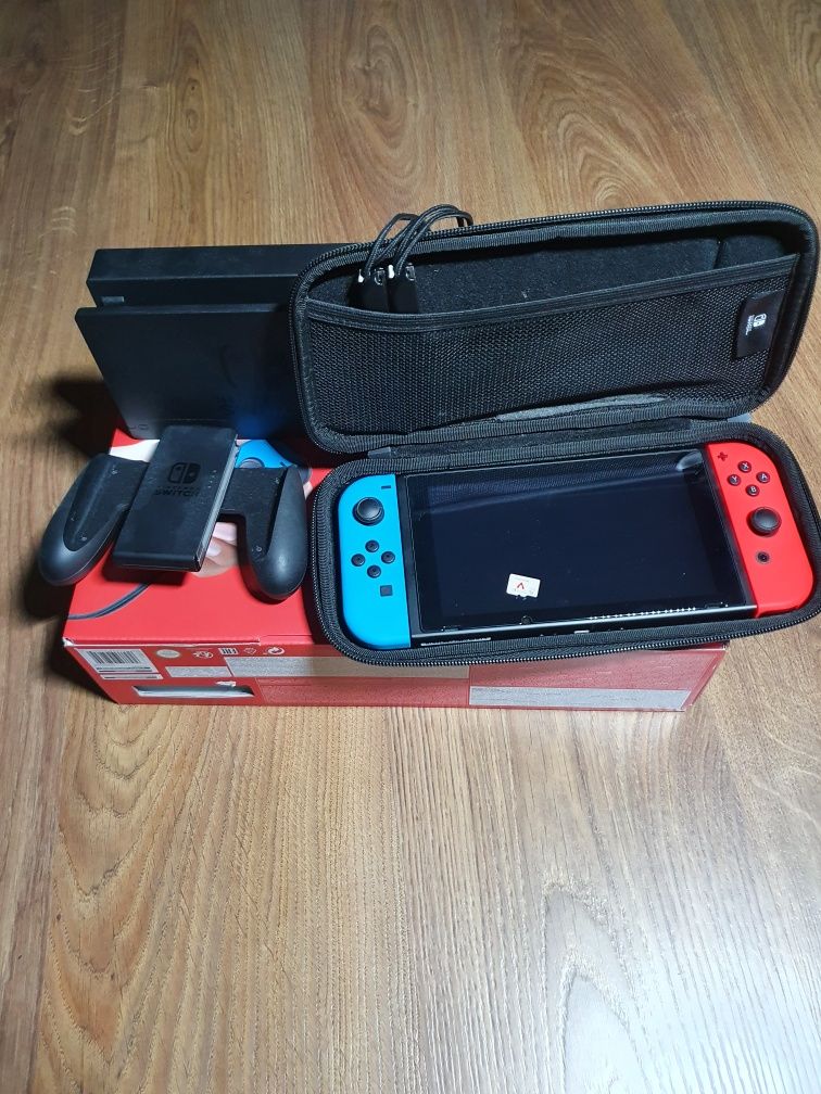 Konsola Nintendo Switch +BLUE JOY- CON + dodatki
