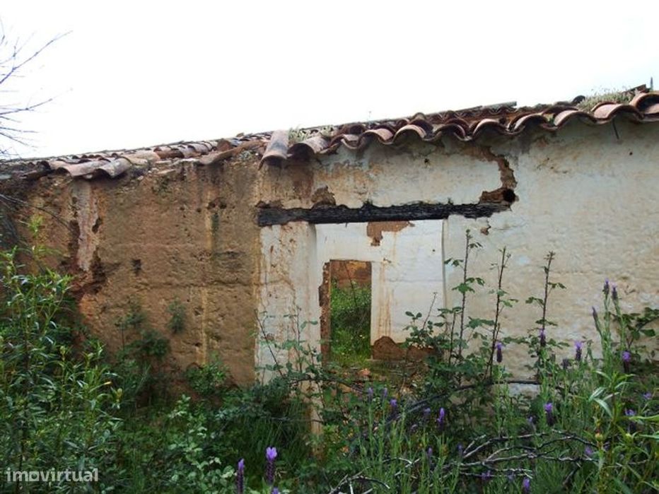 Moradia T6 para venda