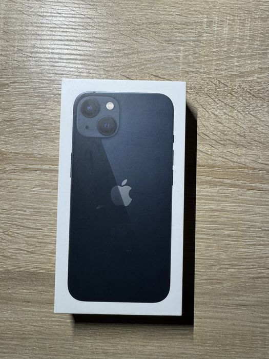 iPhone 13 128gb midnight blue