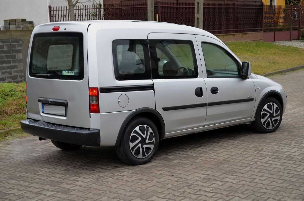 OPEL COMBO TOUR 1.7 z klimą komputer SALON POLSKA! rej PL