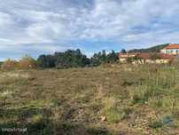 Terreno em Mujães de 161,00 m2