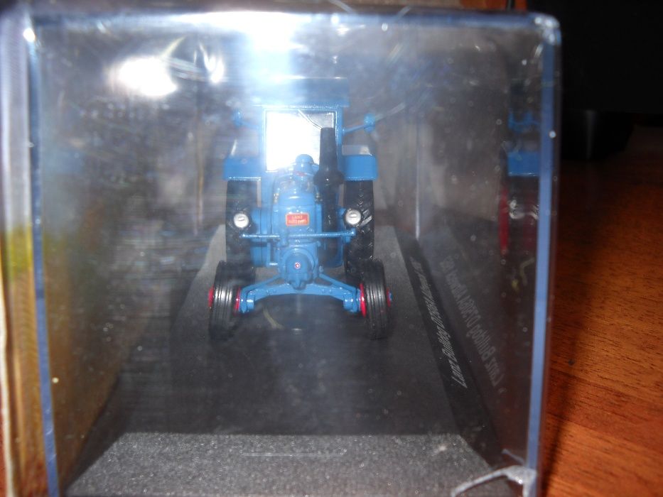 моделька трактора Lanz Bulldog D7506A