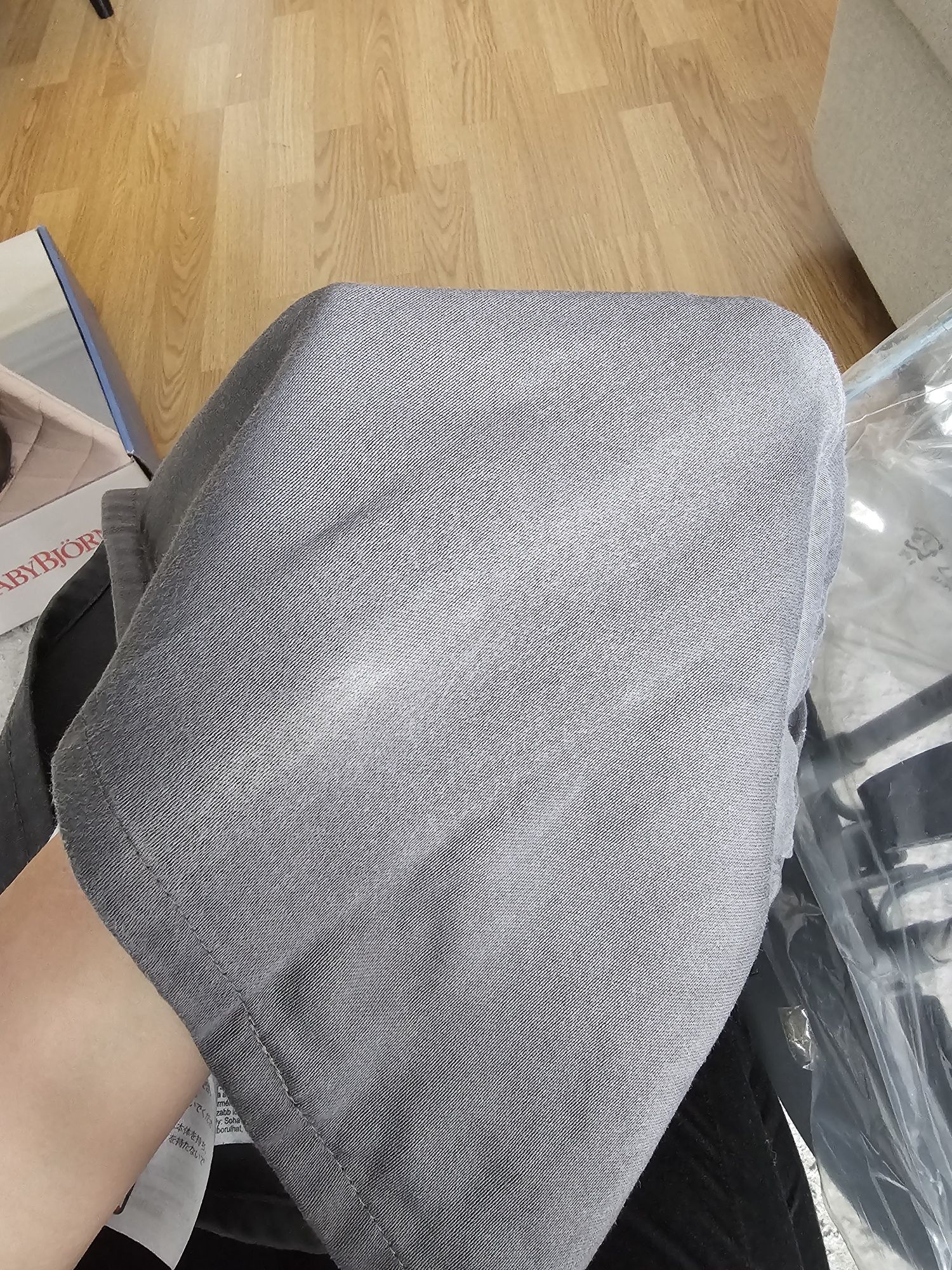 Leżaczek Babybjorn babybjörn bouncer bliss grzechotka szary fizjo comp