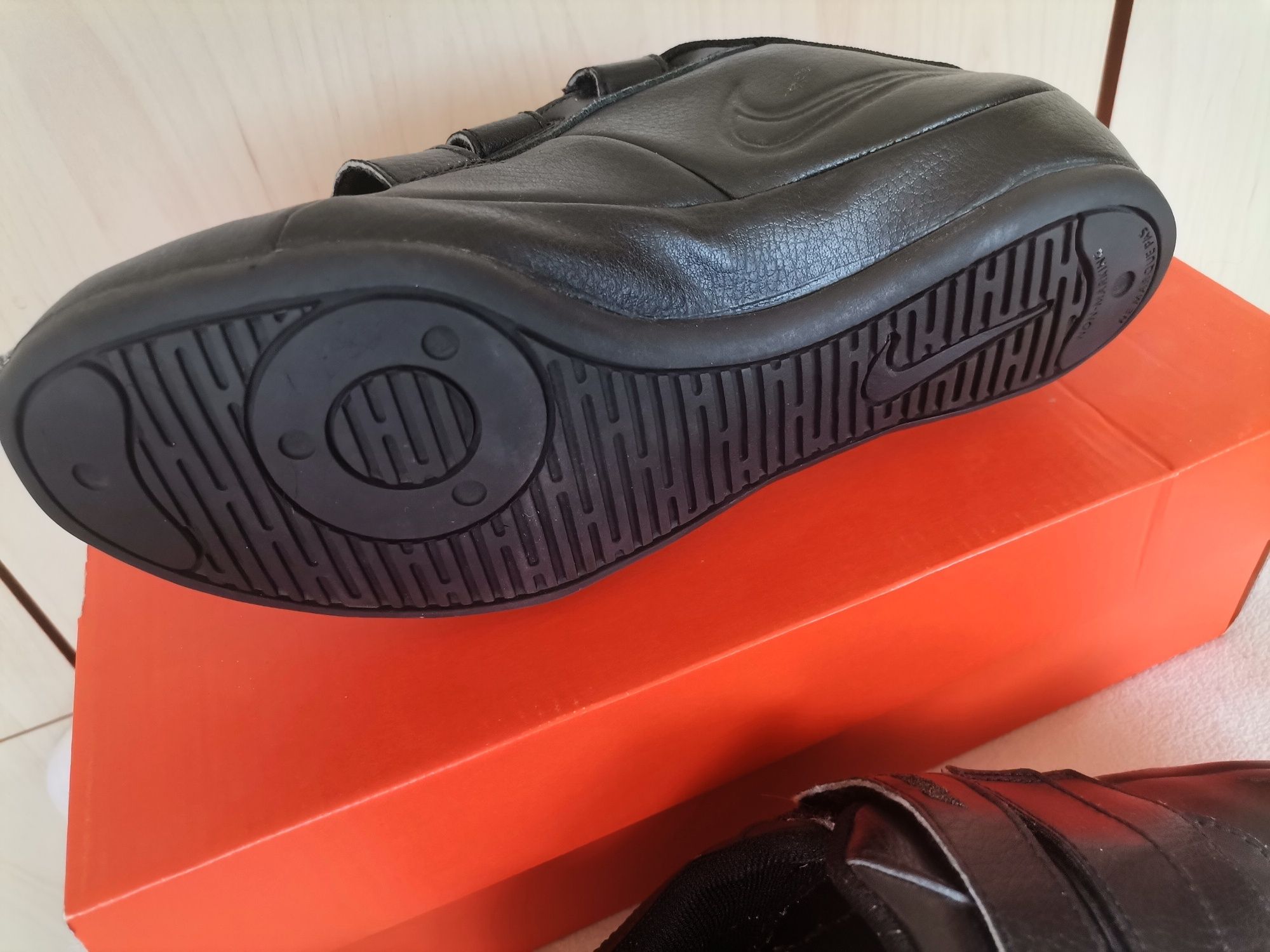 Nike roz 36.5 damskie buty sportowe na rzepy