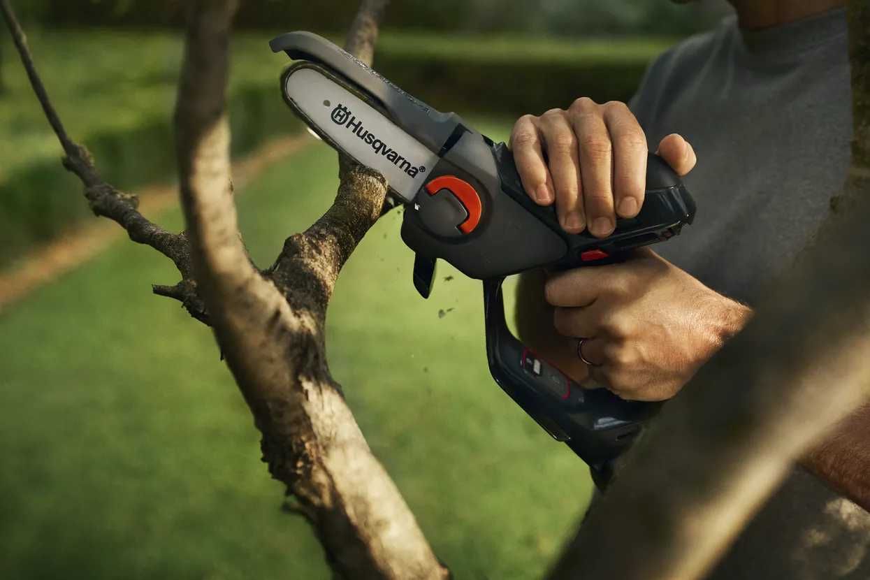 Husqvarna Aspire™ P5-P4A z akumulatorem i ładowarką