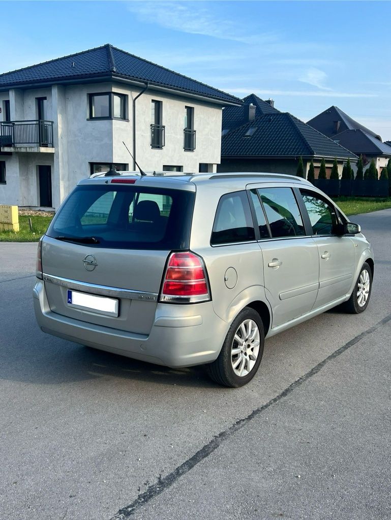 Opel Zafira*2006r*1.9cdti*120km*7osob*klima*