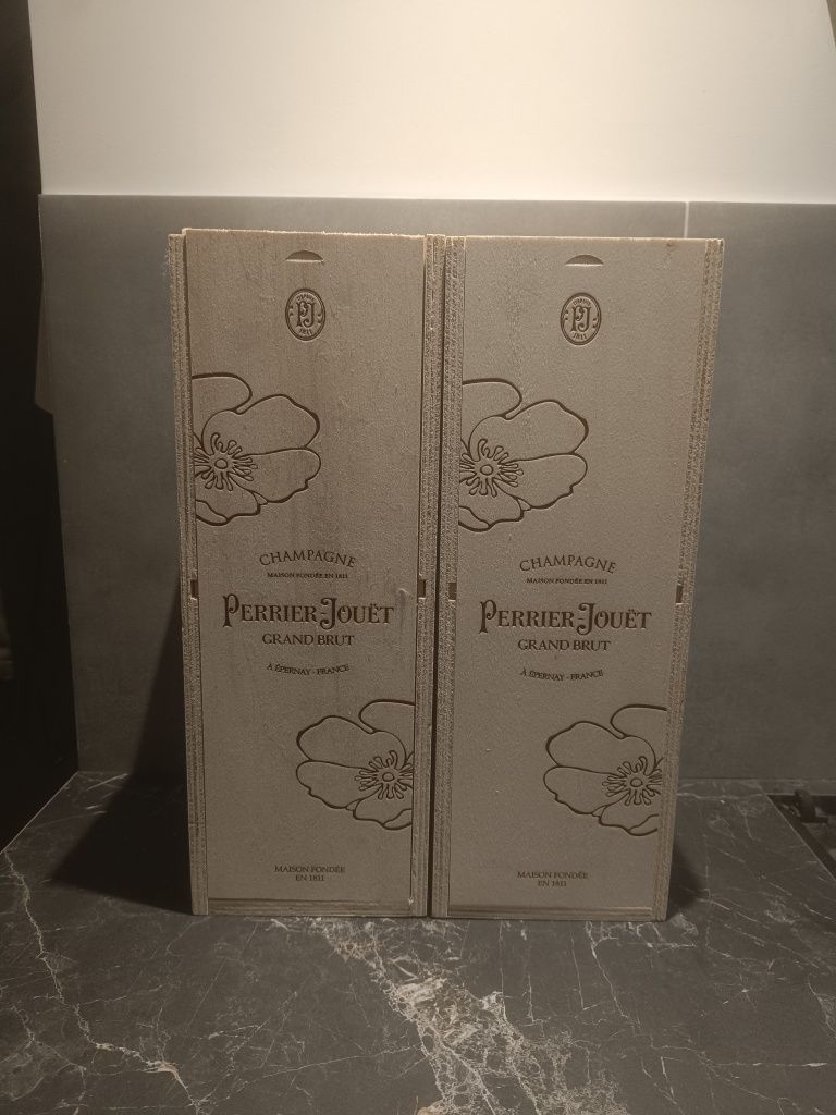 2 pudełka po szampanie Perrier Jouet 3l (magnum)