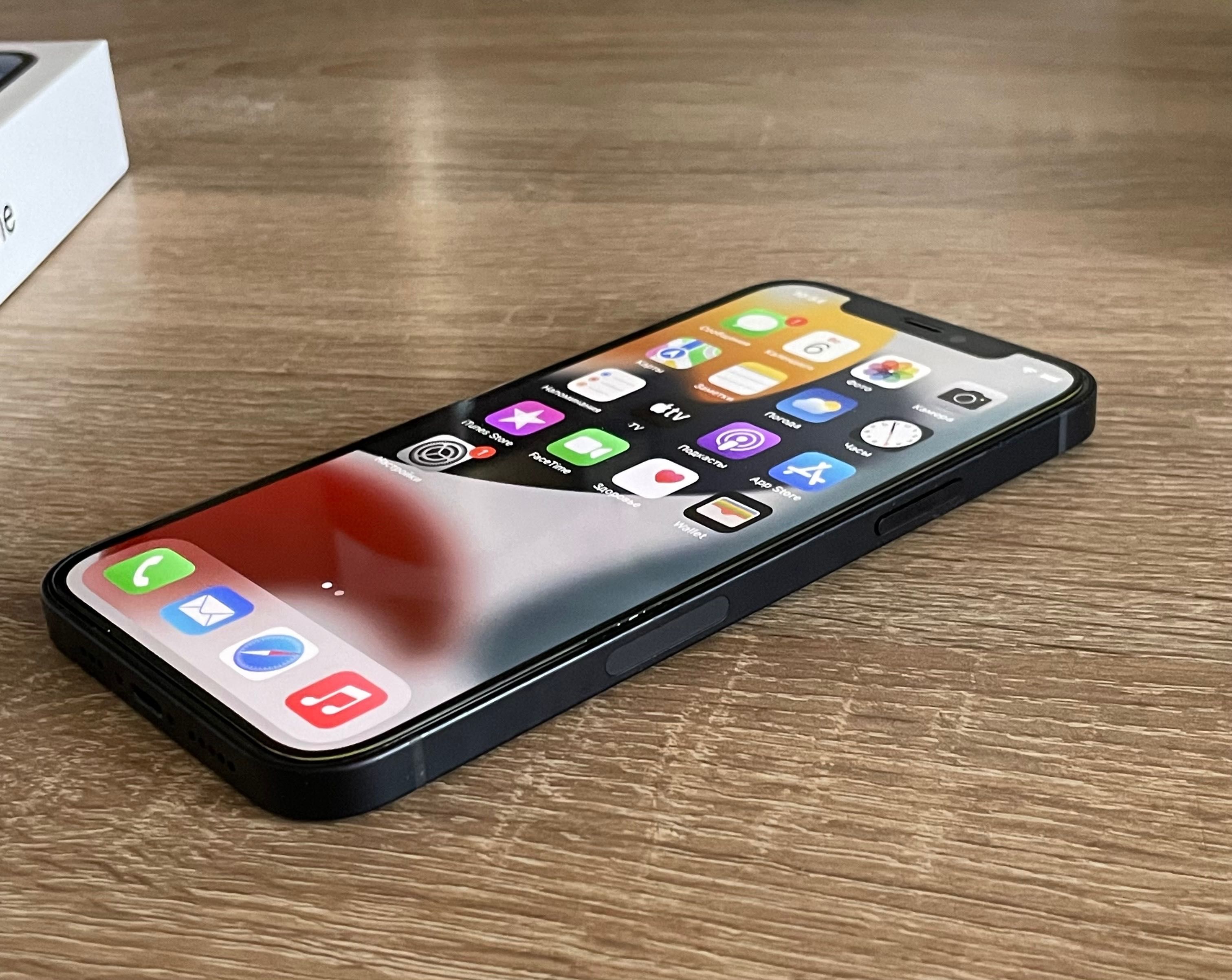 iPhone 12 64GB Black neverlock  95%